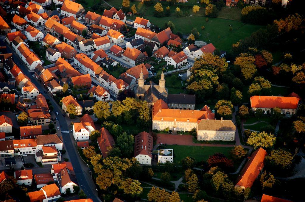 Velcrea Hotel Willebadessen Buitenkant foto